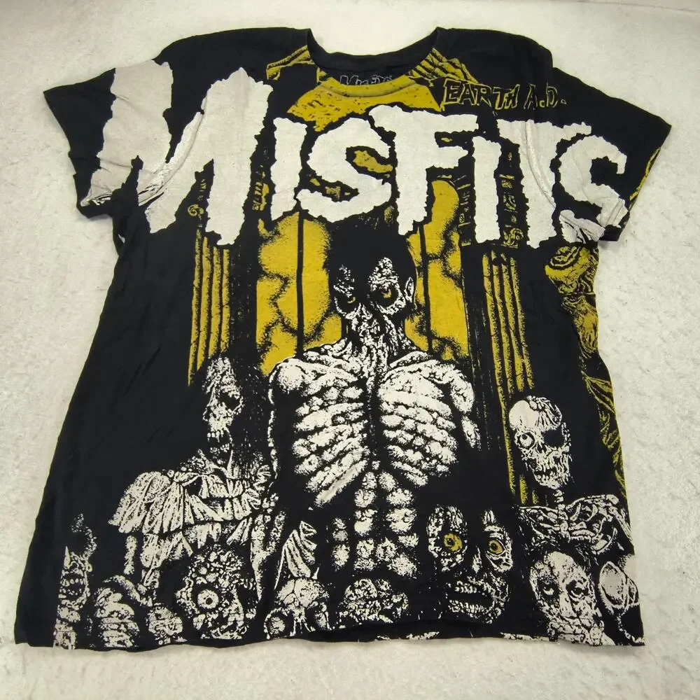 Misfits Band Graphic Short Sleeve Crew Neck Shirt Womens Size Large L Black - Picture 2 of 9